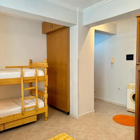 Tot Apartment *