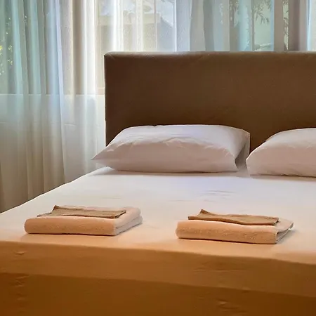 Tot